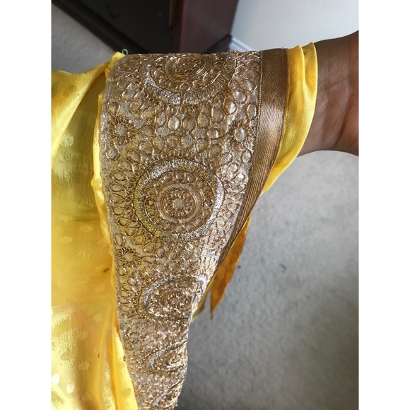 Party wear Georgette half and half saree!! - Picture 7 of 8